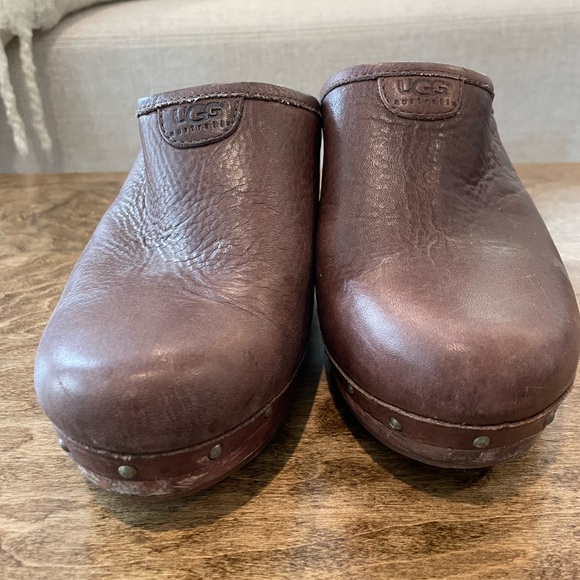 UGG Australia Mules Brown Leather Heels Studded Women's Size 9 - Picture 5 of 6